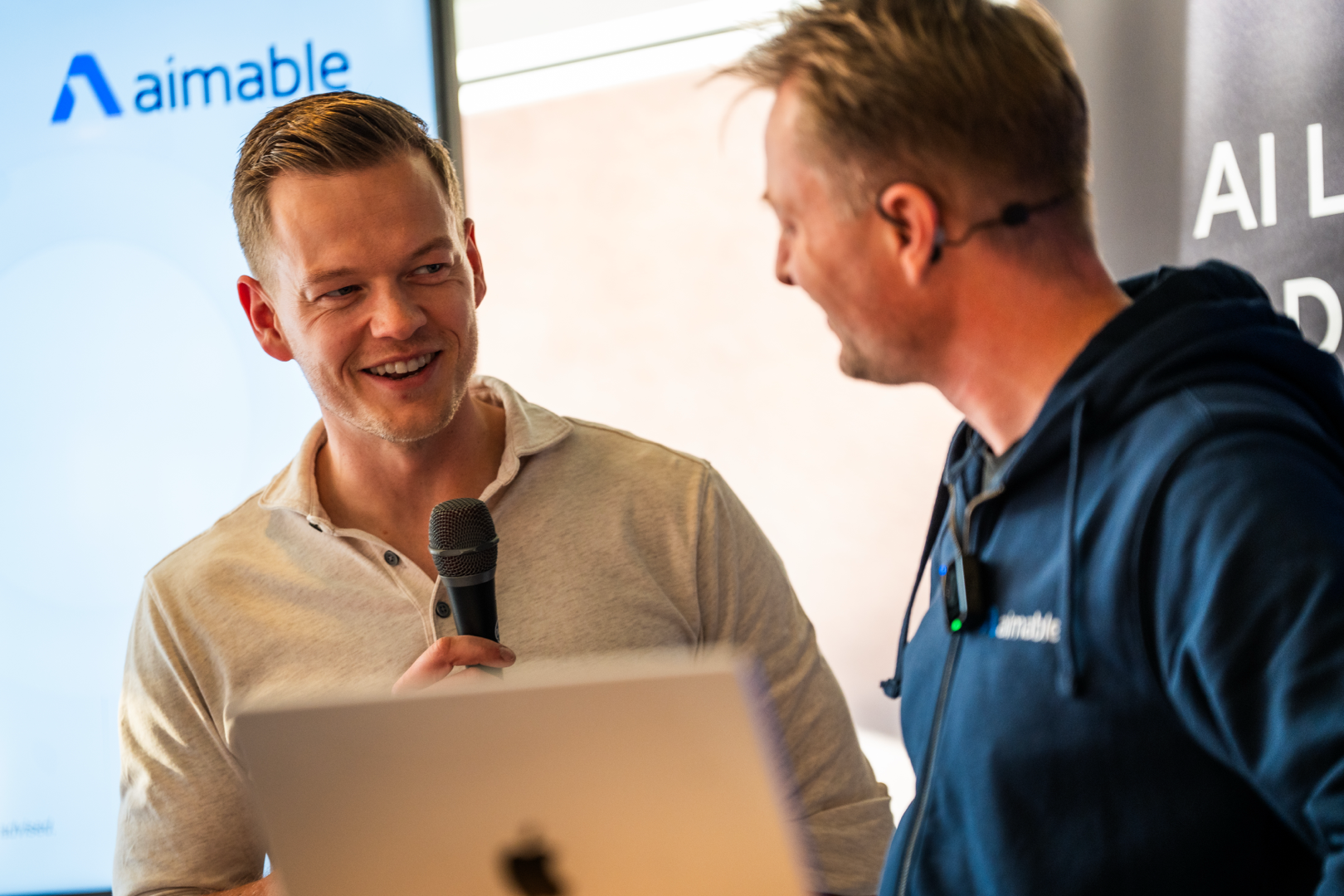 Johan de Wit recording the We Love SaaS podcast with a microphone